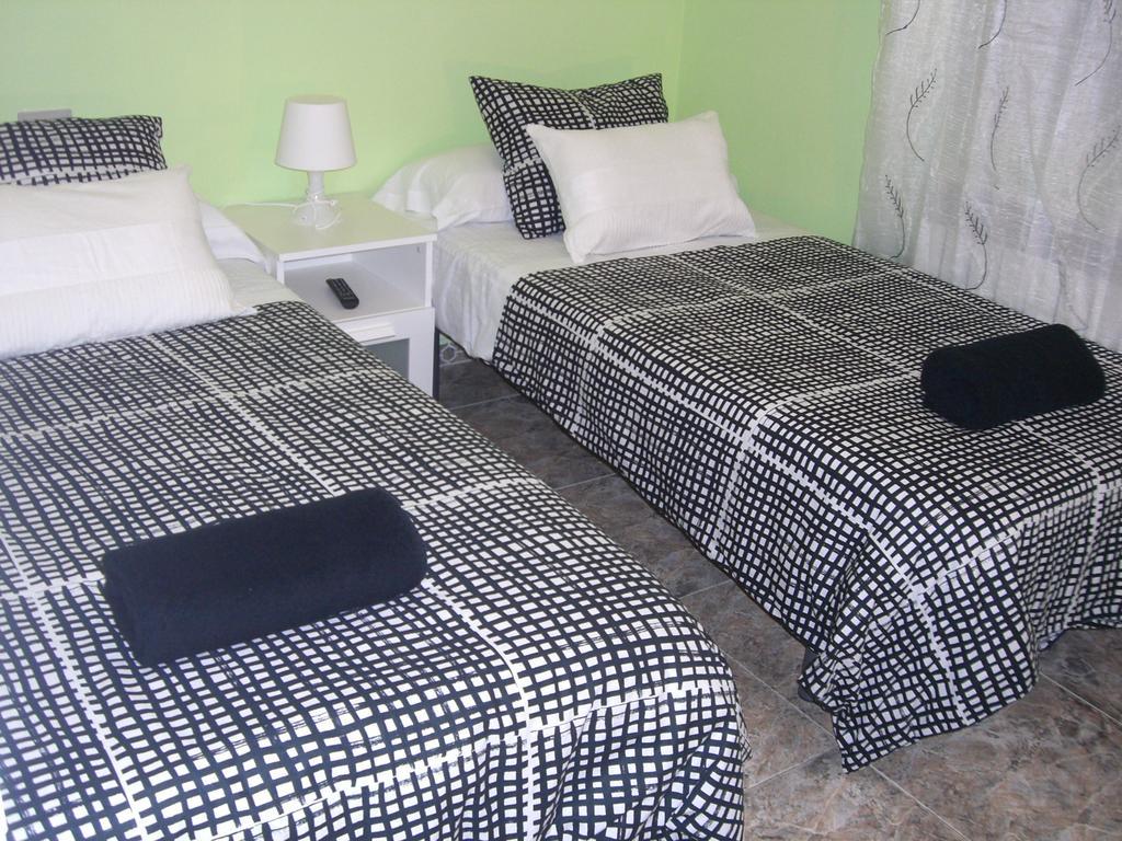 Pension Aqua Rooms Portomarin Exterior photo